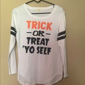 Ultra Flirt long sleeved tee Halloween Sz M, NWOT